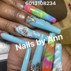 Neat Nails by Mary