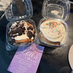Lou's Buns