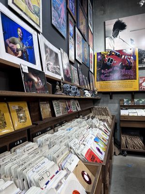 TWIST & SHOUT - Updated January 2026 - 96 Photos & 296 Verified Reviews