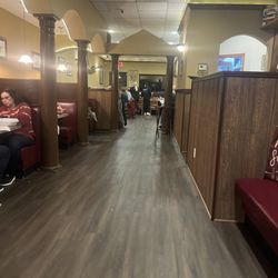Alfano's Pizzeria & Italian - Inside