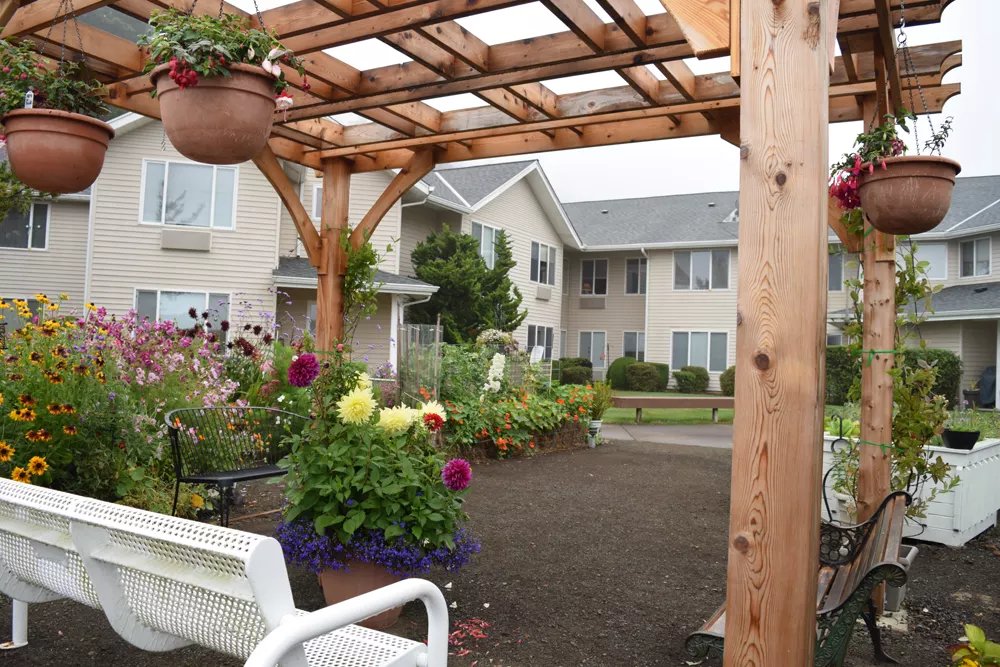 OCEANVIEW SENIOR LIVING Updated September 2024 17 Photos 525 NE