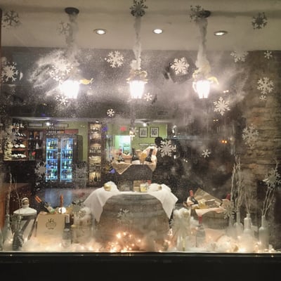 Vintage Harlem Wine & Spirits by null