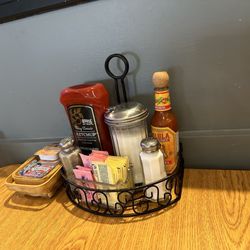 The Cockeyed Rooster - Table items ready for guests
