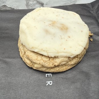 ONYX + ALABASTER - Pumpkin Brown butter cookie - Interior Design Near Me - Franklin, Tennessee