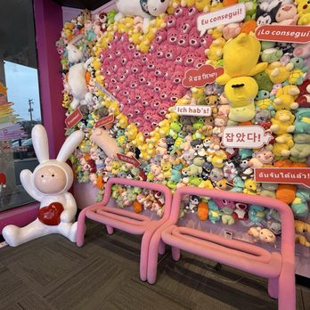 Neko Clawww - Arcades Near Me - Roseville, Minnesota Neko Clawww - Arcades Near Me - Roseville, Minnesota