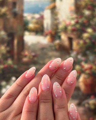 Bellaggio Nails Spa by null