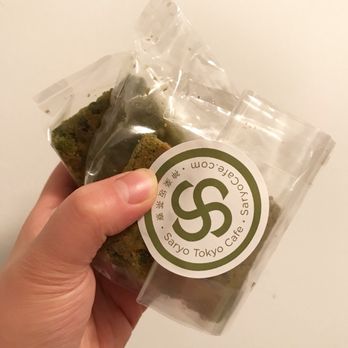 Saryo Cafe - Matcha brownie cakes! - Desserts Near Me - North York, Ontario Saryo Cafe - Matcha brownie cakes! - Desserts Near Me - North York, Ontario