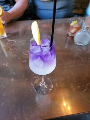 Big John's Tavern by null