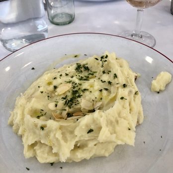 Bouillon Pigalle - Salt cod and mashed potato - French Near Me - Paris, 75 Bouillon Pigalle - Salt cod and mashed potato - French Near Me - Paris, 75