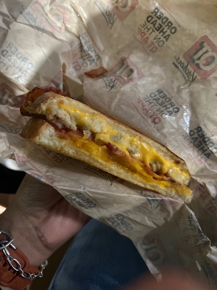 QUIKTRIP Updated May 2024 106 N Main St, Euless, Texas Gas