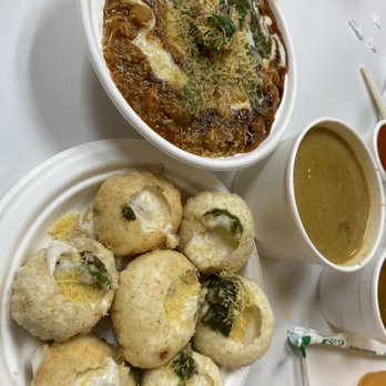 Chaat N Dosa - Dosa chat, yogurt puffs and veggie korma. - Vegetarian Near Me - Charlotte, North Carolina Chaat N Dosa - Dosa chat, yogurt puffs and veggie korma. - Vegetarian Near Me - Charlotte, North Carolina
