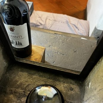 cantina de pucci - A view of the pillow the staff use as the window is low. - Italian Near Me