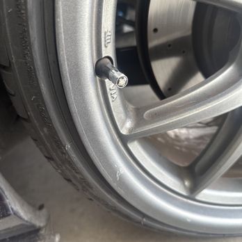 Llantera El Rancho - knicks and scratches from tire machine - Tires Near Me - Las Vegas, Nevada Llantera El Rancho - knicks and scratches from tire machine - Tires Near Me - Las Vegas, Nevada