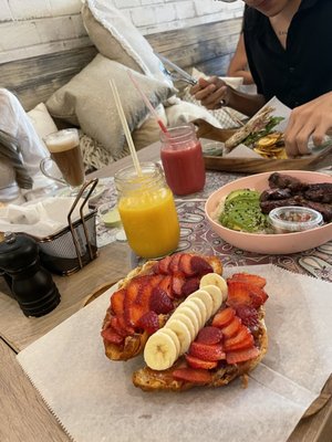 D'LITE Bistro & Bakery by null