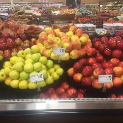 Brookshire's - You know me and apples