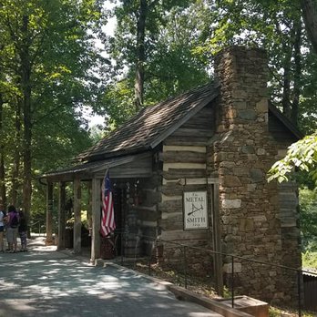 Michie Tavern - Landmarks & Historical Buildings Near Me - Charlottesville, Virginia Michie Tavern - Landmarks & Historical Buildings Near Me - Charlottesville, Virginia
