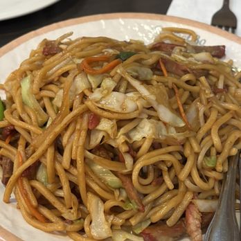 Chef Bo - Pork chow mein - Chinese Near Me - Elk Grove, California Chef Bo - Pork chow mein - Chinese Near Me - Elk Grove, California