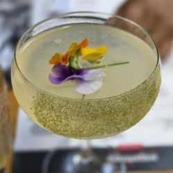 Yuzu cocktail