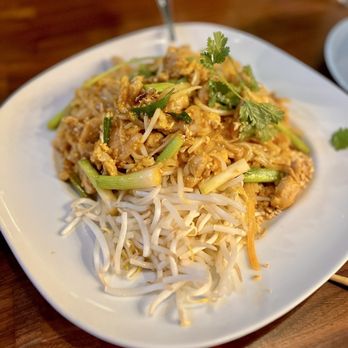 Thai House-Whittier - Chicken Pad Thai - Thai Near Me - Whittier, California Thai House-Whittier - Chicken Pad Thai - Thai Near Me - Whittier, California