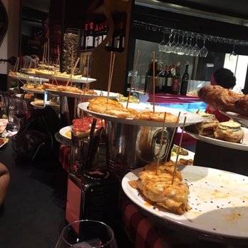Bodega Biarritz 1881 - Bars Near Me - Barcelona, B Bodega Biarritz 1881 - Bars Near Me - Barcelona, B
