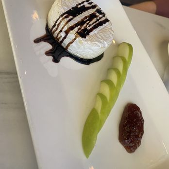 Savour Restaurant - Brie with apple and fig jam. - French Near Me - Fort Myers, Florida