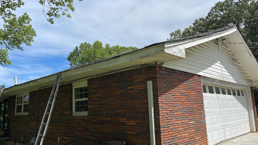 Slide of Arc Gutter Cleaning