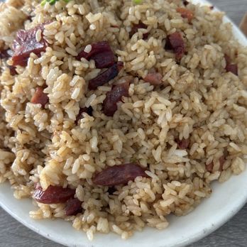 Side Street Inn - Lup Cheong Fried Rice - Sports Bars Near Me - Honolulu, Hawaii Side Street Inn - Lup Cheong Fried Rice - Sports Bars Near Me - Honolulu, Hawaii