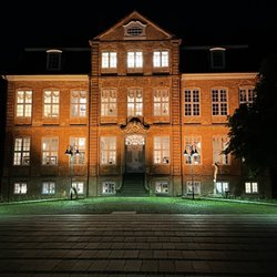 Drosteipark - Drostei is the cultural center of Pinneberg from 1767/Drostei ist das kulturelle Zentrum von Pinneberg Baujahr 1767