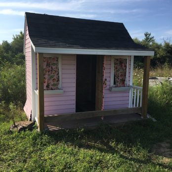Virtue Cider - Cute and playhouse - Cideries Near Me - Fennville, Michigan Virtue Cider - Cute and playhouse - Cideries Near Me - Fennville, Michigan