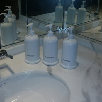 Sense Spa - I really appreciate the small details. Love the clean, sleek look to the vanity and ammenities. - Day Spas Near Me - Menlo Park, California Sense Spa - I really appreciate the small details. Love the clean, sleek look to the vanity and ammenities. - Day Spas Near Me - Menlo Park, California