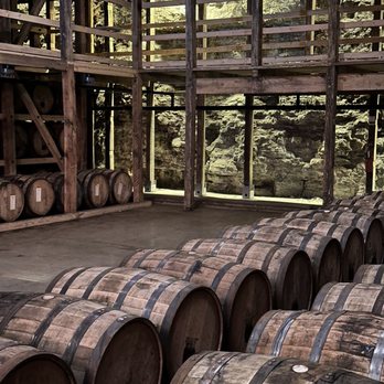 Maker's Mark Distillery - Makers Mark's finest Bourbon! - Tours Near Me - Loretto, Kentucky