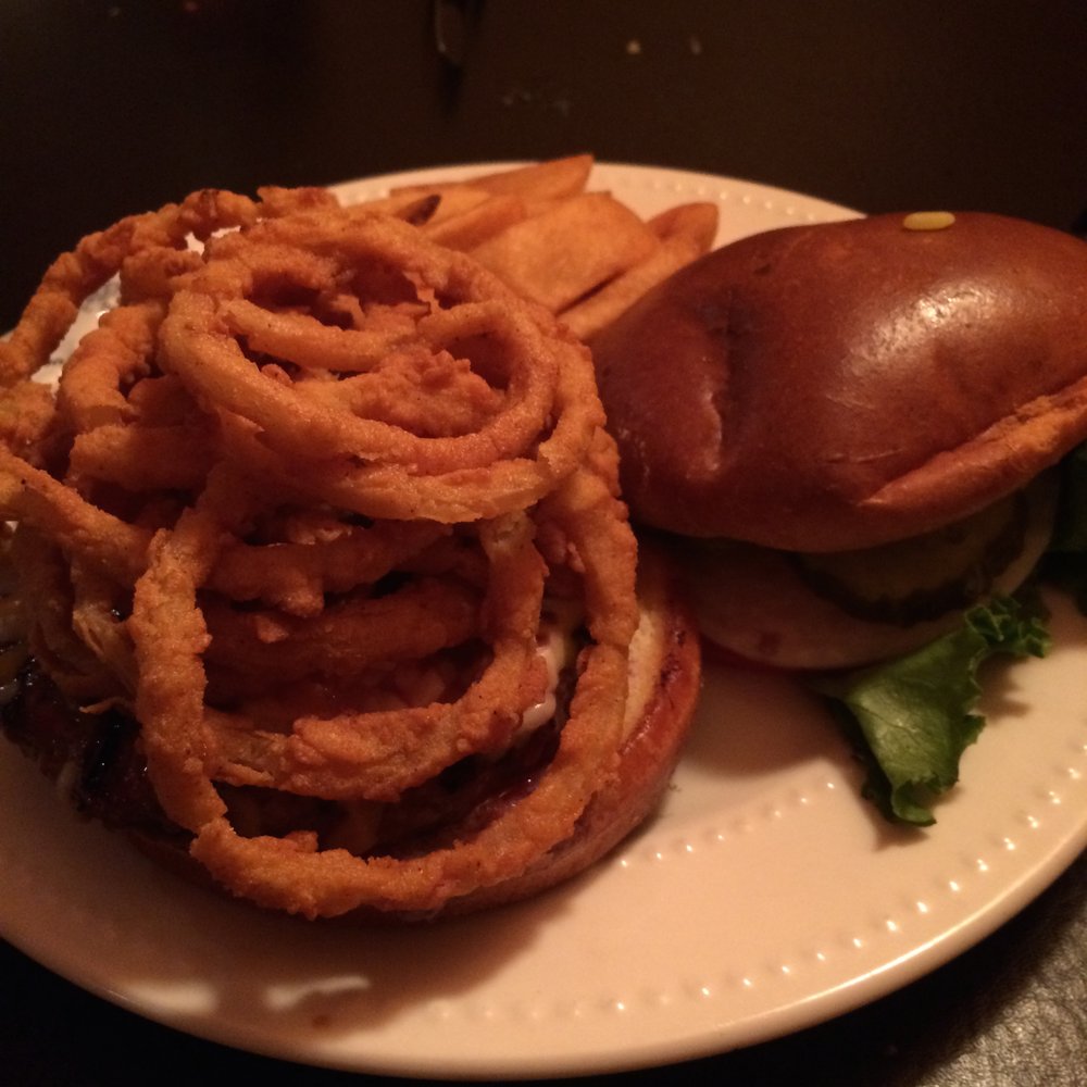 Gruffs Tap & Grill - A-mazing burger! - Bars Near Me - Dunnellon, Florida