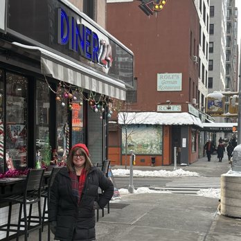 Diner 24 - Burgers Near Me - New York, New York