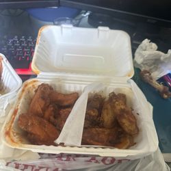 Americas Best Pizza & Wings - Buffalo & Old bay. 9.2 out of 10.