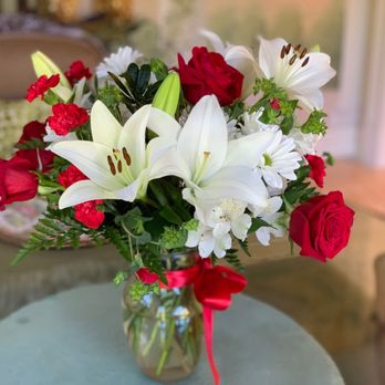 Russell Florist - Florists Near Me - St. Louis, Missouri Russell Florist - Florists Near Me - St. Louis, Missouri