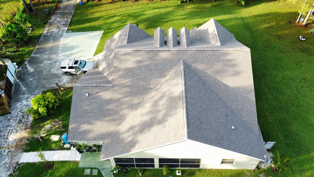 Slide of Roofing Reina