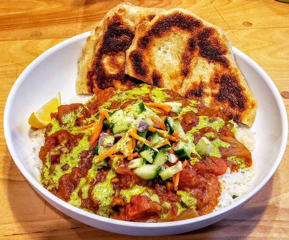 Labyrinth Press Company Logo