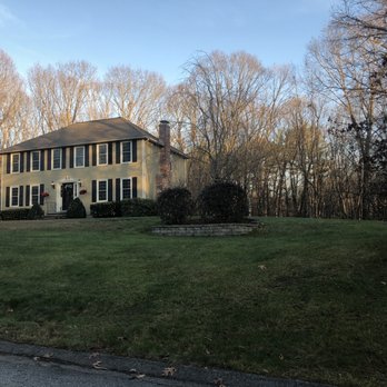 Nolet Brothers Landscaping - Excellent Nolet Brothers Landscaping yard cleanup. - Snow Removal Near Me - Tyngsboro, Massachusetts Nolet Brothers Landscaping - Excellent Nolet Brothers Landscaping yard cleanup. - Snow Removal Near Me - Tyngsboro, Massachusetts