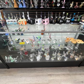 Trinity Smoke Shop - We have cool artistic waterpipes, come find a cool piece that fits you today. - Vape Shops Near Me - Trinity, Florida Trinity Smoke Shop - We have cool artistic waterpipes, come find a cool piece that fits you today. - Vape Shops Near Me - Trinity, Florida