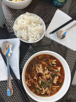 Tian Fu Noodle / DIY Hotpot by null