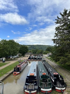 Pontcysyllte Aqueduct by null