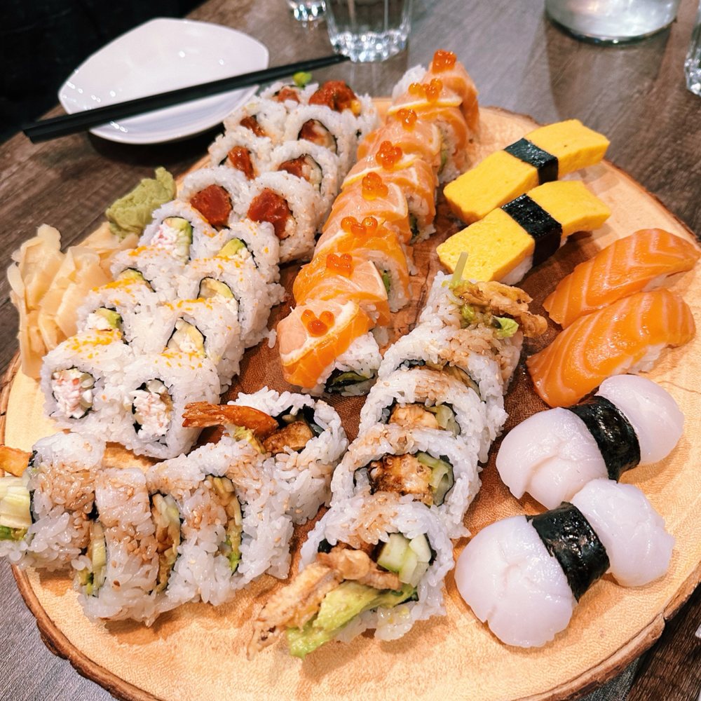 a plate of sushi a plate of sushi