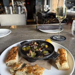 Ulu Kitchen - Octopus escargot