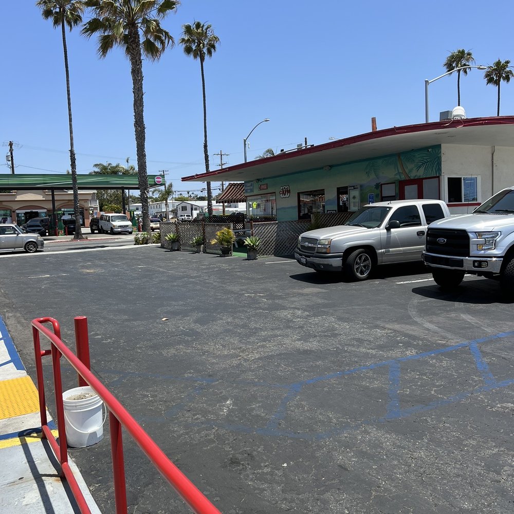 101 Cafe - Exiting the restroom across the parking lot. Gotta get a coin from the counter. - American Near Me - Oceanside, California 101 Cafe - Exiting the restroom across the parking lot. Gotta get a coin from the counter. - American Near Me - Oceanside, California