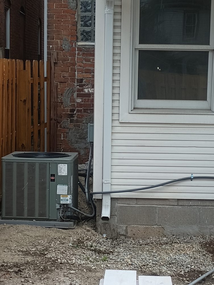 Slide of Dayton Strong Construction