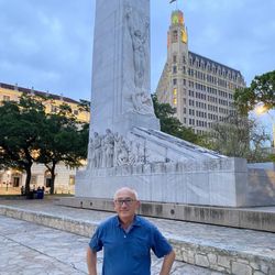 The Alamo Cenotaph