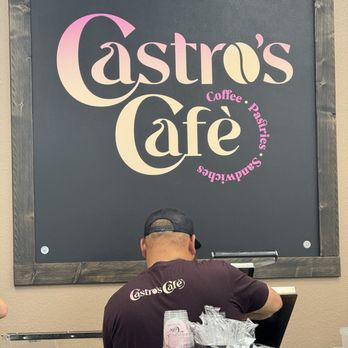 Castro's Cafe - Restaurant sign - Cafes Near Me - Polk City, Florida