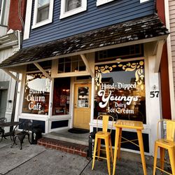 Butter Churn Cafe - Storefront on South Main