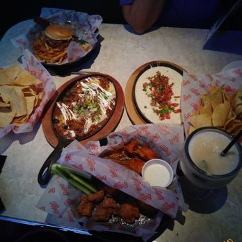 Bubba's 33 - Our table on a sunday afternoon! - Pizza Near Me - Clarksville, Indiana