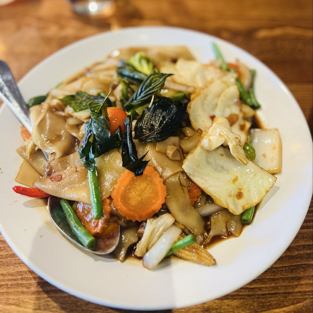 Soul Thai Kitchen & Bar - Drunken Noodles - not bad. But definitely have had better. - Thai Near Me - Arlington, Virginia Soul Thai Kitchen & Bar - Drunken Noodles - not bad. But definitely have had better. - Thai Near Me - Arlington, Virginia